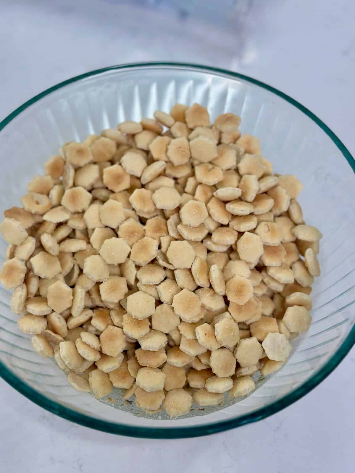 Glass bowl of oyster crackers