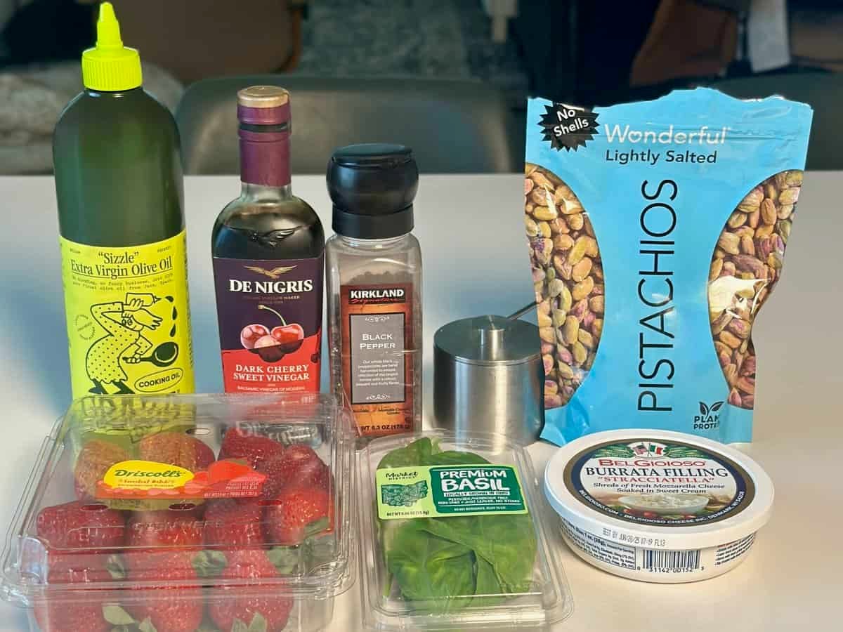 Balsamic Roasted Strawberry Ingredients